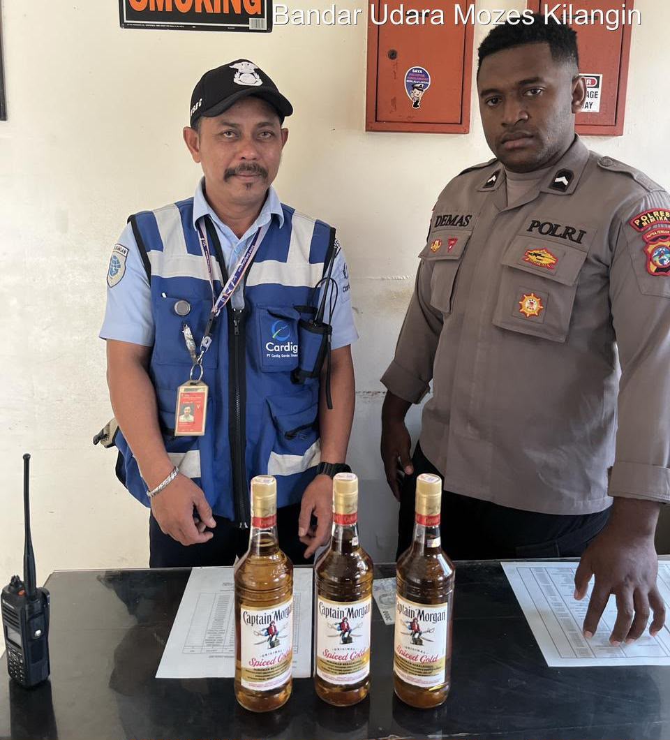 Polisi Sita Miras Selundupan di Bandara Timika, Pegawai Kargo Diperiksa