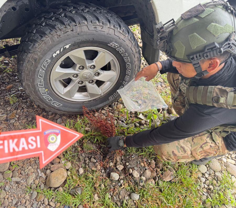 Ambulans Hampir Dibakar, Warga Dekai Bertahan Selamatkan Satu-Satunya Akses Berobat