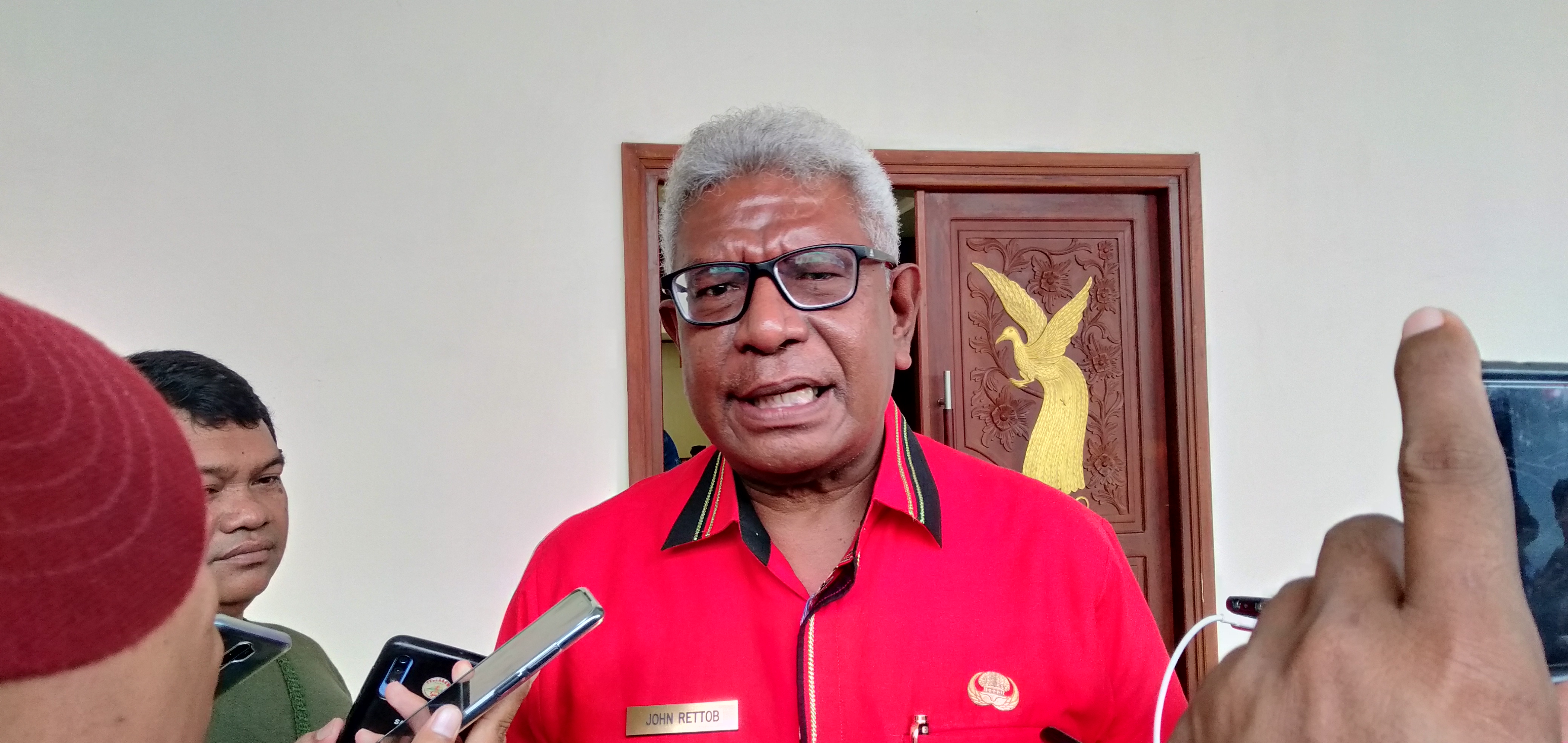  Diberitakan Jadi Tersangka,plt Bupati Mimika Tegaskan Tidak Gentar