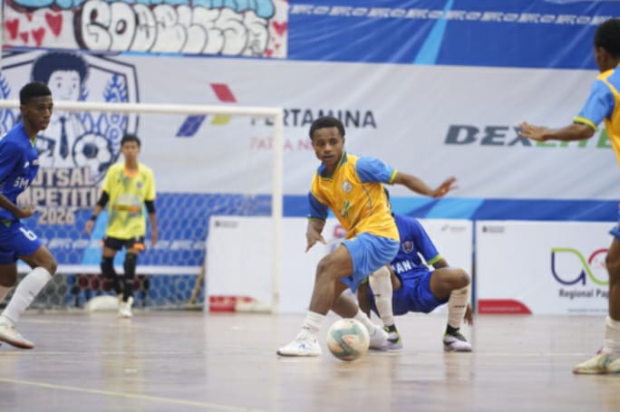 Pertamina Gelar Turnamen Futsal SMA se-Jayapura untuk Jaring Bibit Atlet dan Gerakkan UMKM