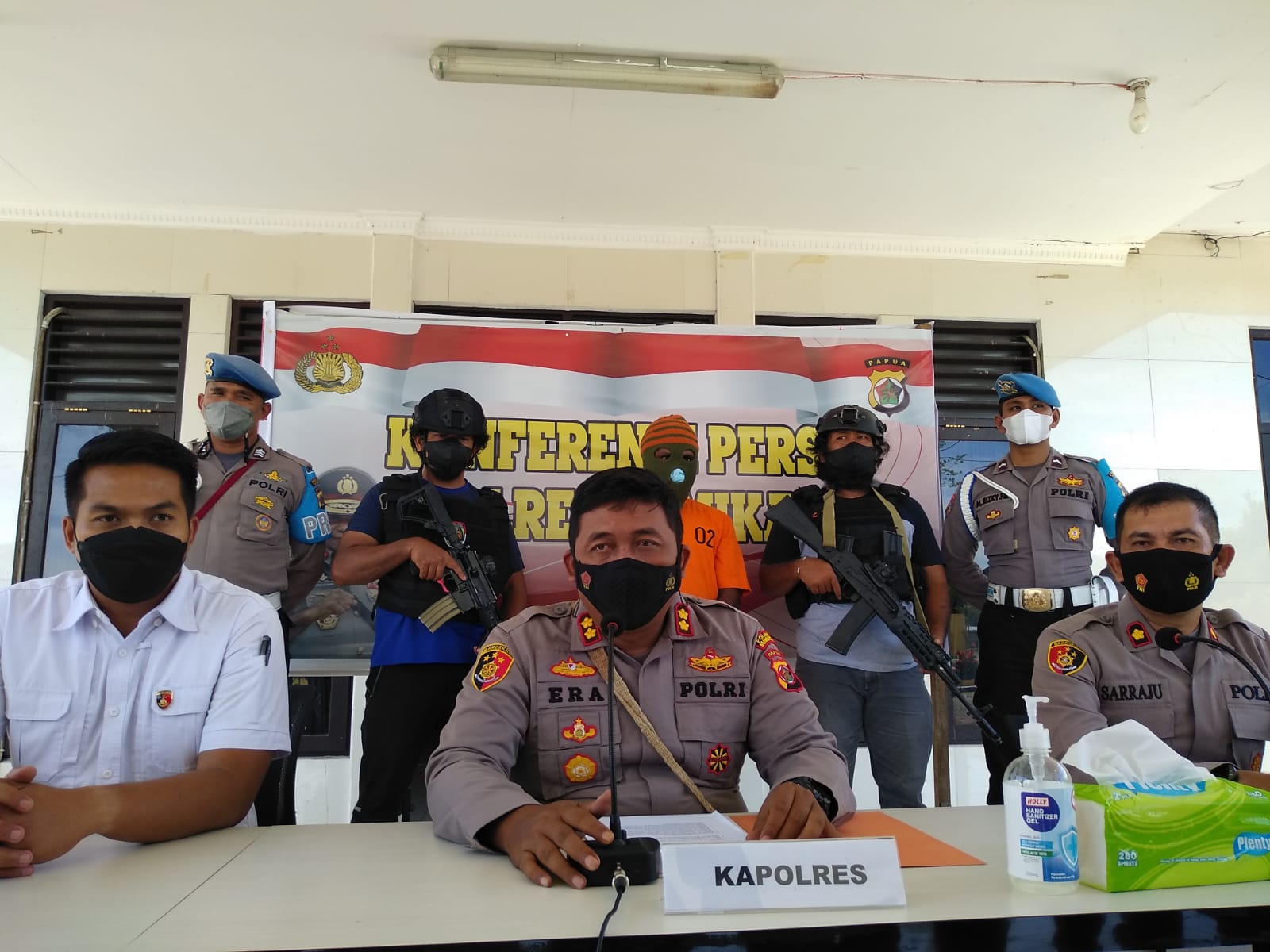  Cari Amunisi, Et Buronan Kkb Intan Jaya Diciduk Polisi Di Timika