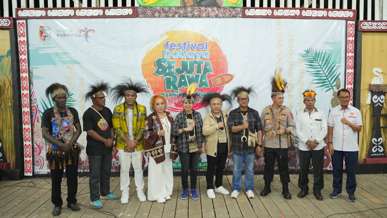 Tiga Penyanyi Kebanggaan Papua Tutup Festival Sejuta Rawa Mappi