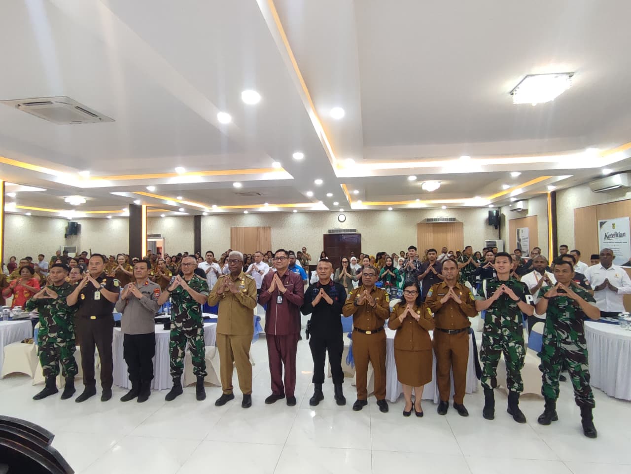 Buka Rakor Protokol, Bupati Mimika Minta Protokol Profesional