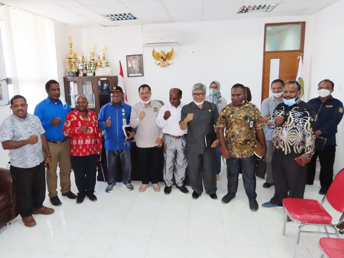  Dewan Dorong Rumah Bantuan Bagi Warga Papua Naik Tipe