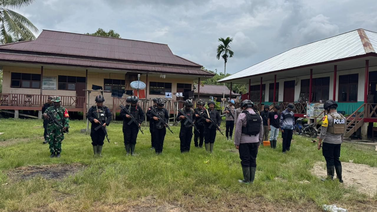 Penyerangan di Kapiraya, Sejumlah Fasilitas dan Belasan Rumah Terbakar