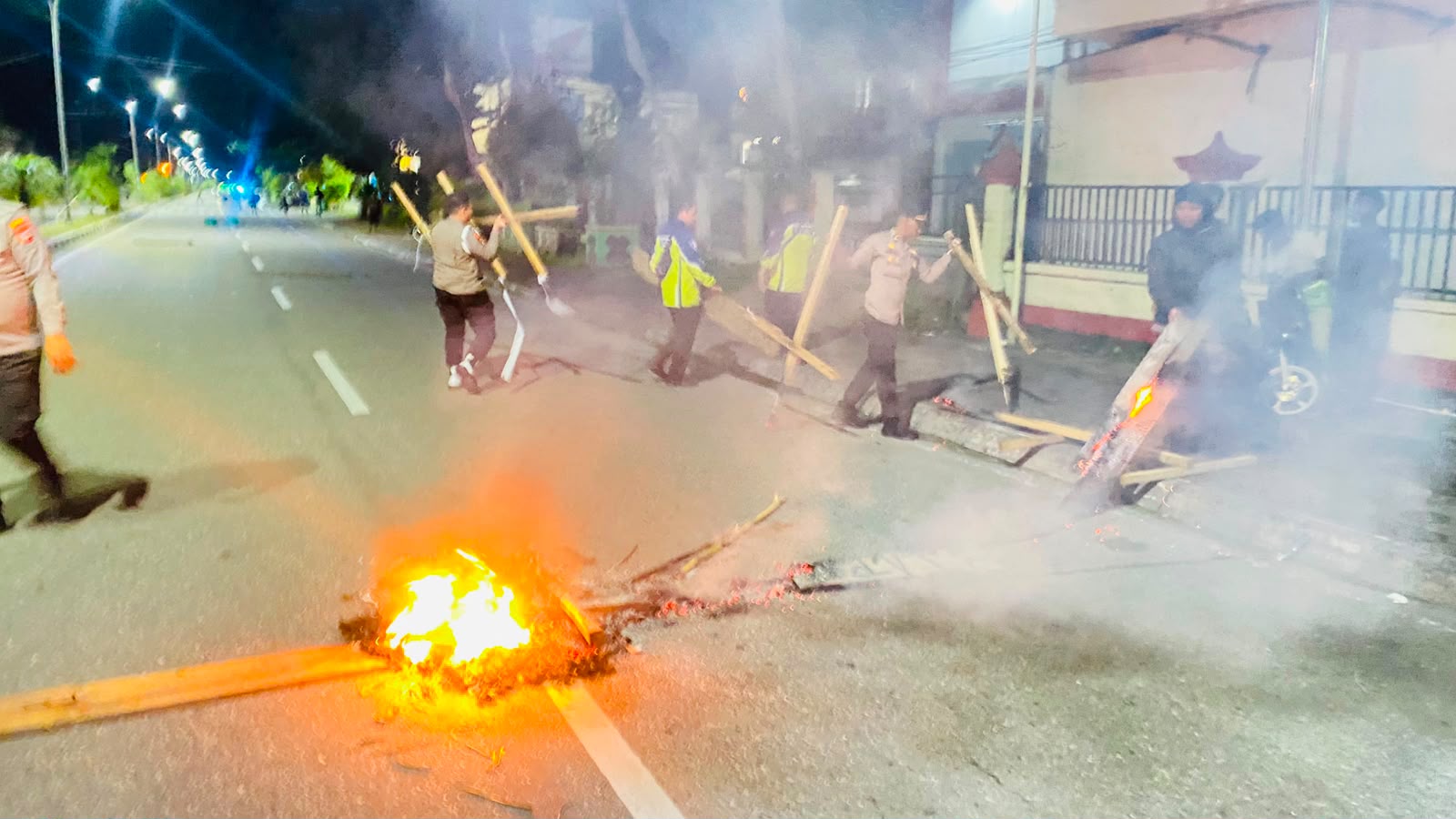 Diduga Terlibat Pembegalan dan Pengeroyokan di Jalan Cenderawasih, Lima Pria Ditangkap