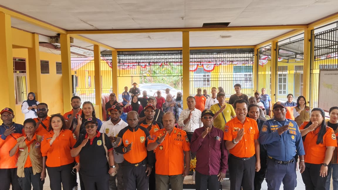 Tingkatkan Kesiapsiagaan Bencana, Pemerintah Distrik Iwaka Latih Aparatur Olah Data Kebencanaan