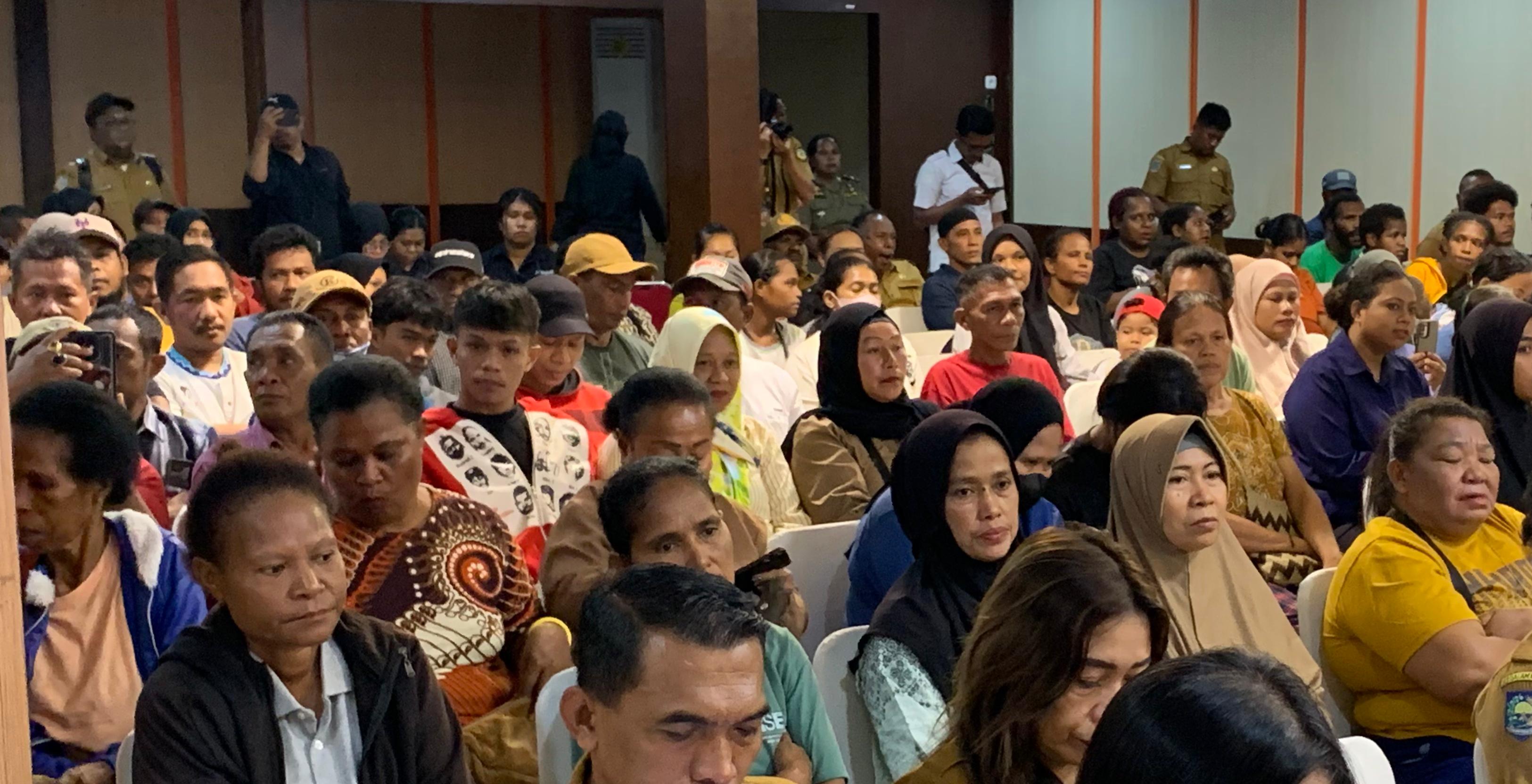 Pemkab Mimika Sahkan Proteksi Ekonomi bagi Pedagang OAP melalui Perda Baru