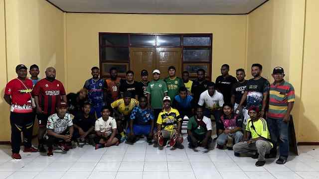 Coaching Clinic  Pelatih Futsal Mappi Dilatih Oleh Coach Daud H. Arim