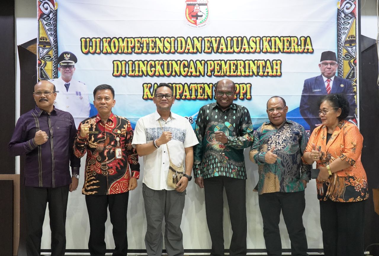 Pj. Bupati Mappi Membuka Uji Kompetensi dan Evaluasi Kinerja di Lingkungan Pemkab Mappi