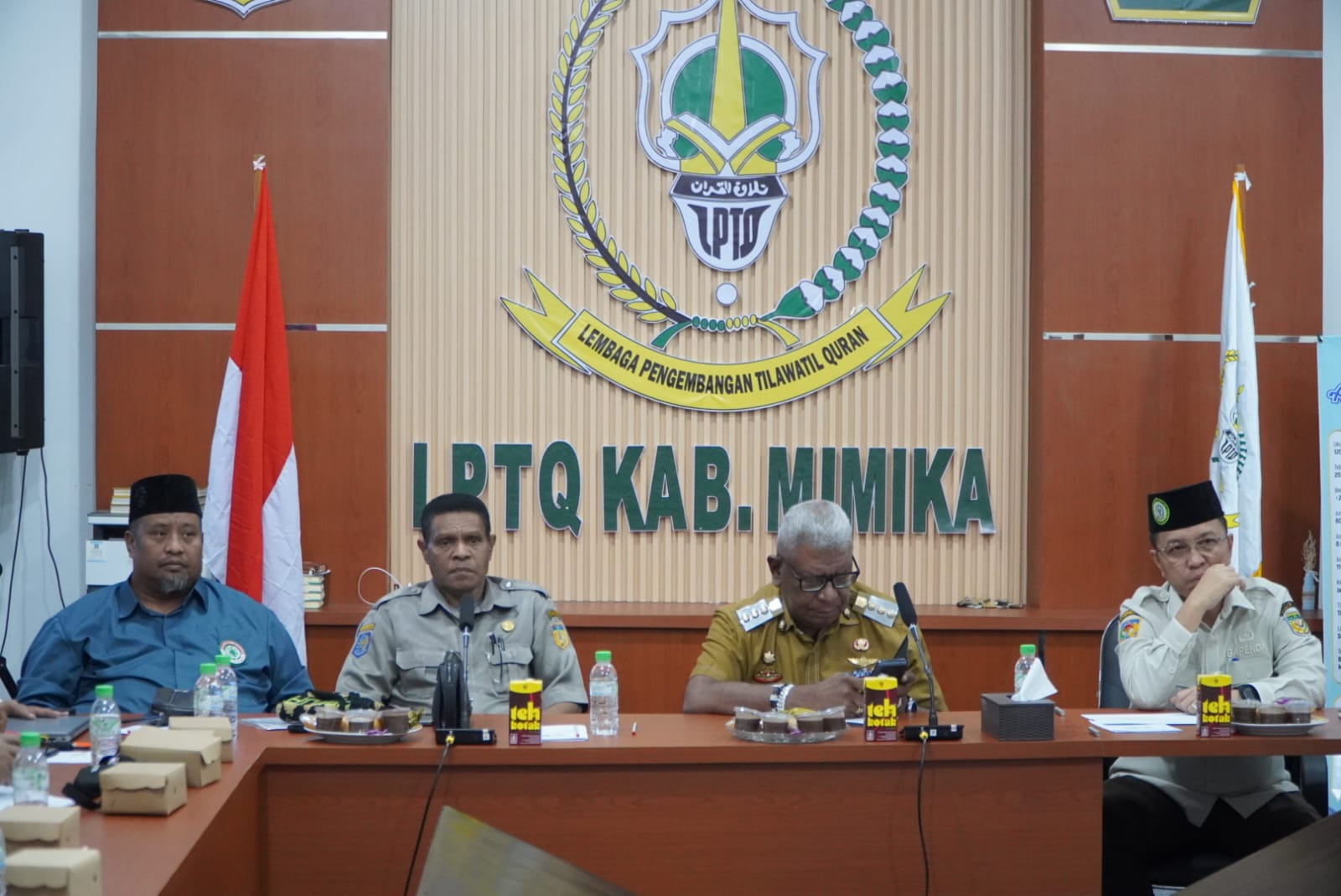 Bupati Johannes Rettob Minta LPTG Lebih Gaungkan Pelaksanaan MTQ XXX se- Tanah Papua di Mimika