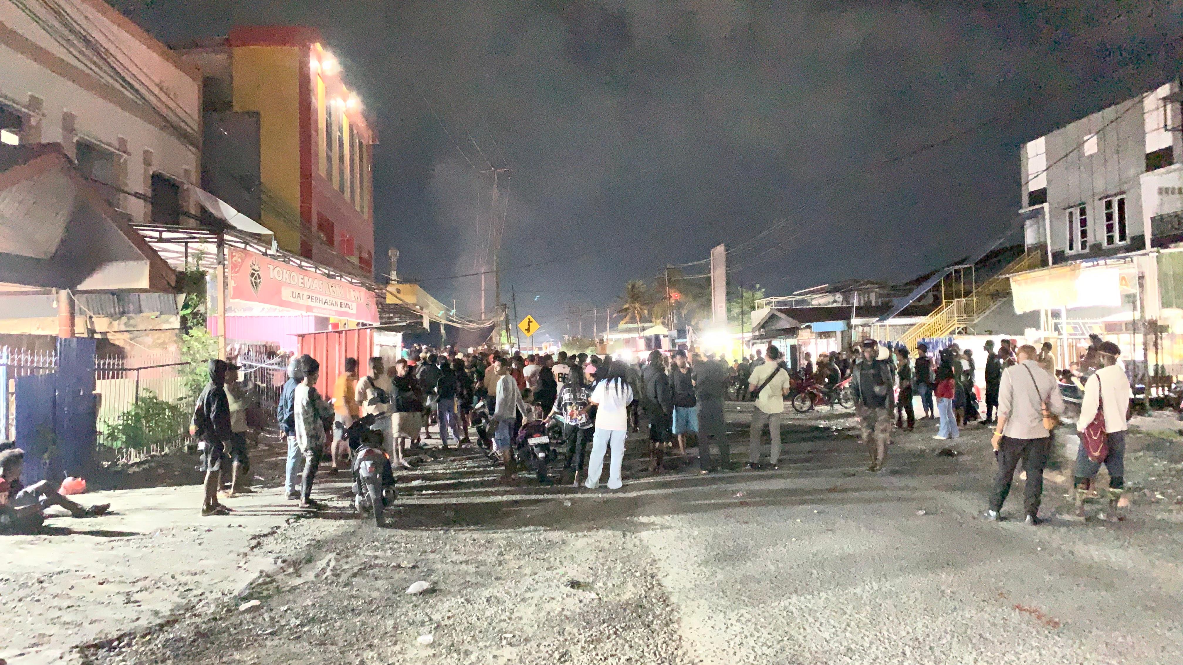 Berharap Kepastian, Ratusan Pendulang di Mimika Tertahan Akibat Tutupnya Toko Emas