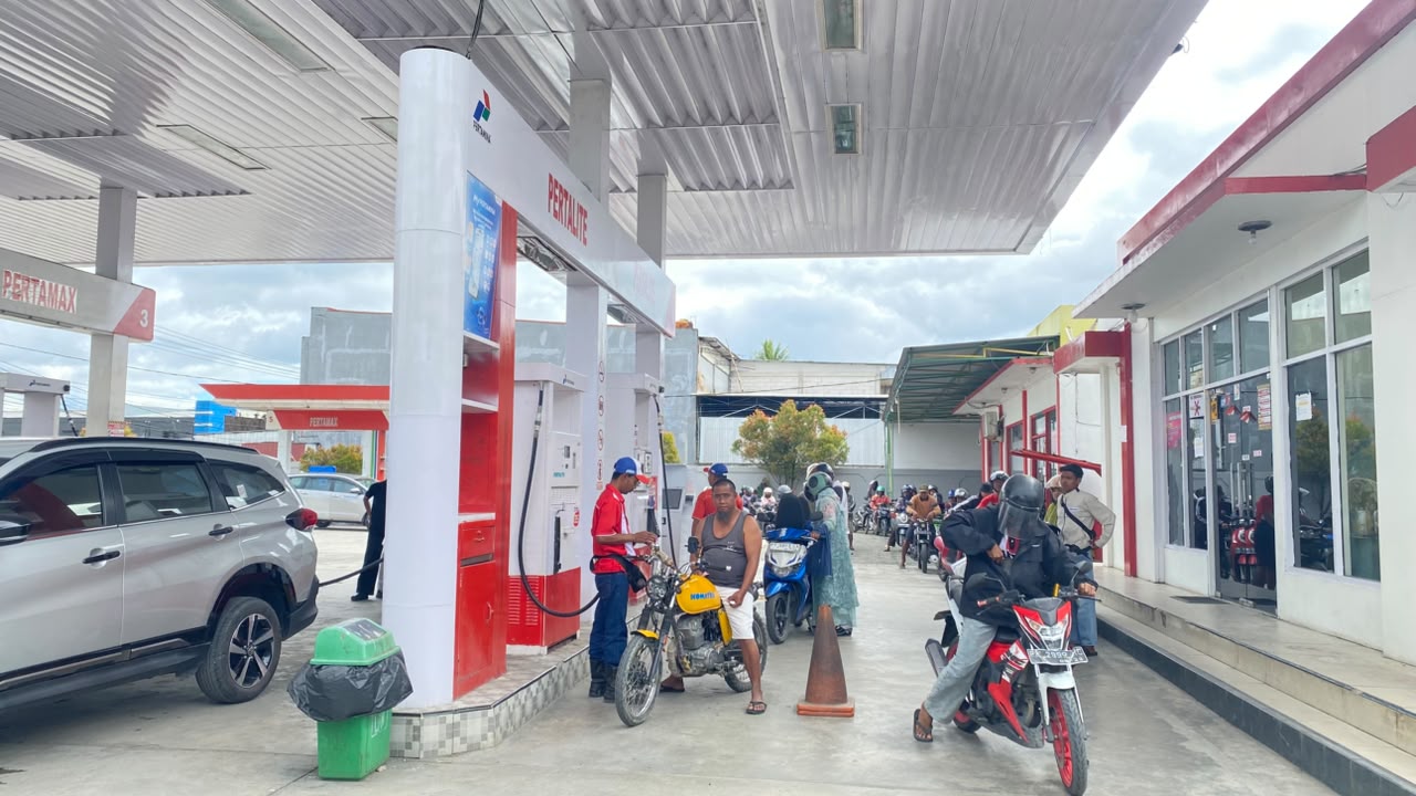 Satu SPBU Disanksi, Pertamina Tambah Pasokan Pertalite di Mimika