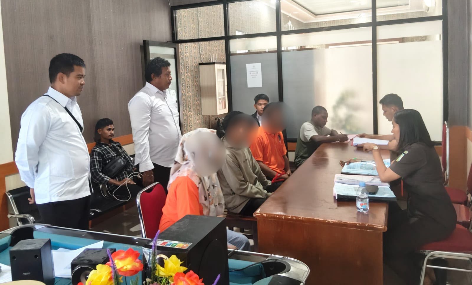 Naik Tahap II, Tiga Tersangka Kasus Narkotika Diserahkan ke Kejari Mimika