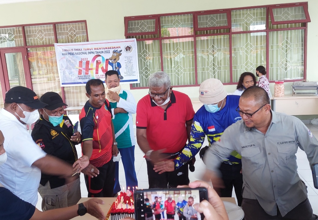 Rayakan Hari Pers Nasional Bersama Insan Pers, Wabup Mimika Minta Media Harus Kritis