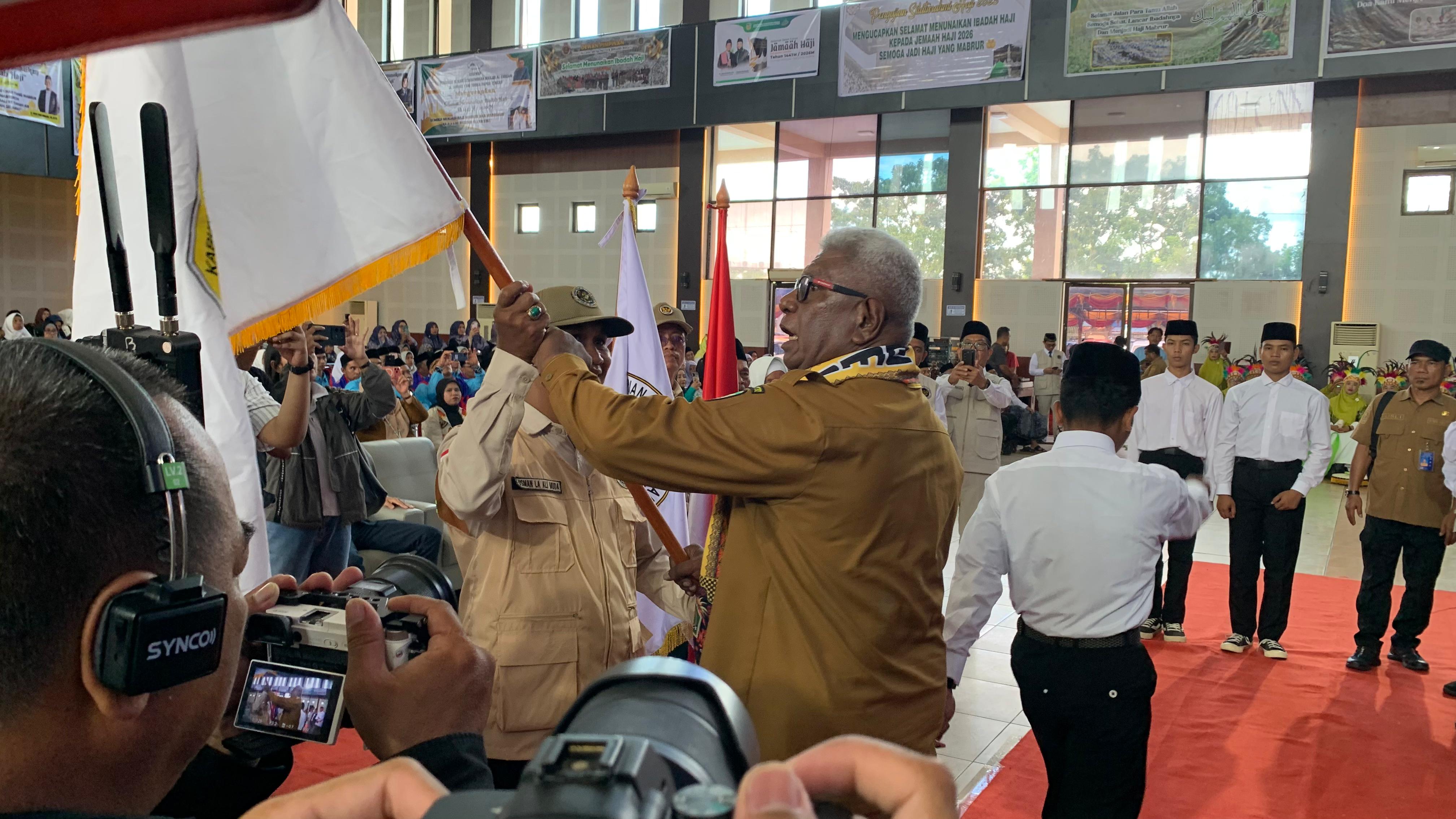 Mimika Proitaskan Jemaah Lanisia dan Disqbilitas Dalam Keberangkatan Haji 1447