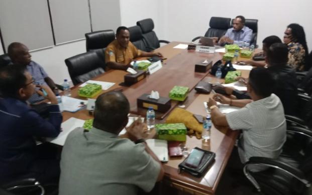 Hearing dengan Disnakertrans dan PTFI, Komisi C Komitmen Perjuangkan Pekerja Asli Papua