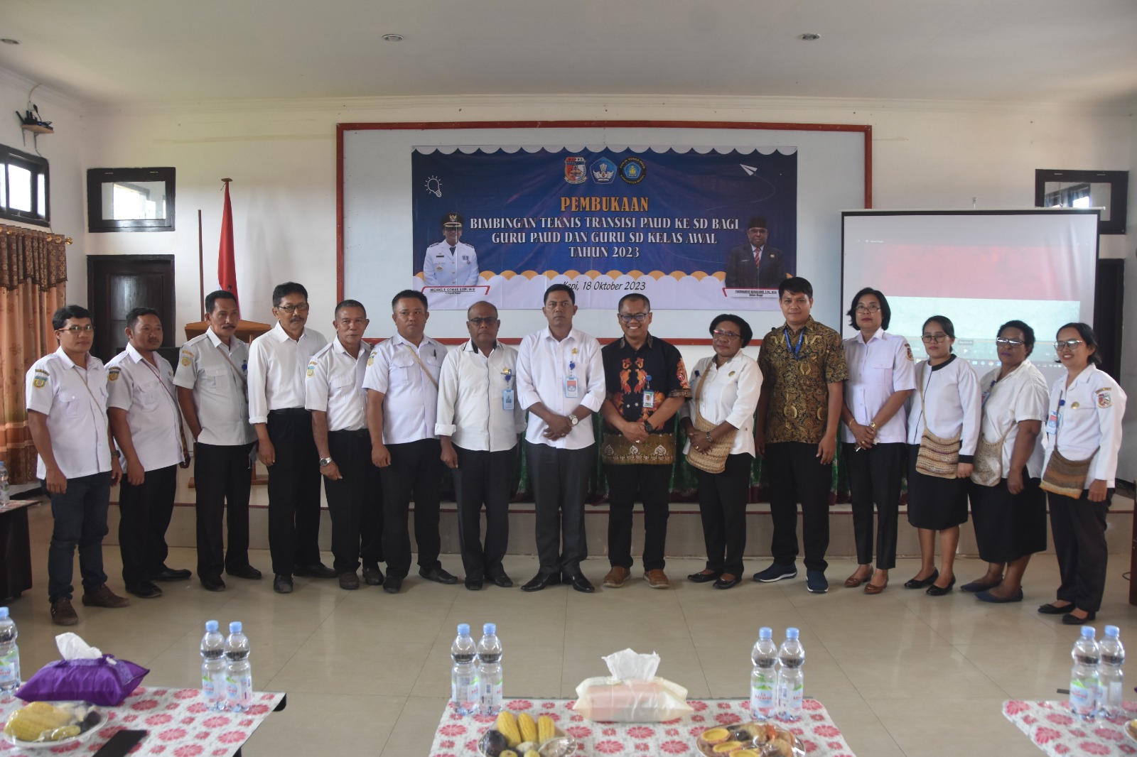 Puluhan Guru Paud Dan Sd Di Kabupaten Mappi Mengikuti Bimtek Transisi Paud Ke Sd