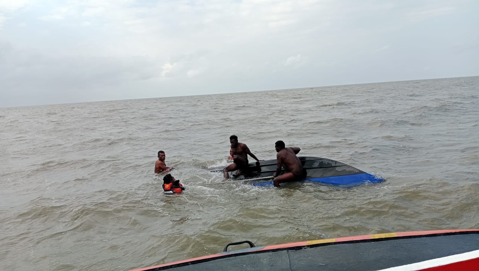 Speed ​​Boat Pengangkut Mangga Tenggelam di Manasari, pemesanan Selamat
