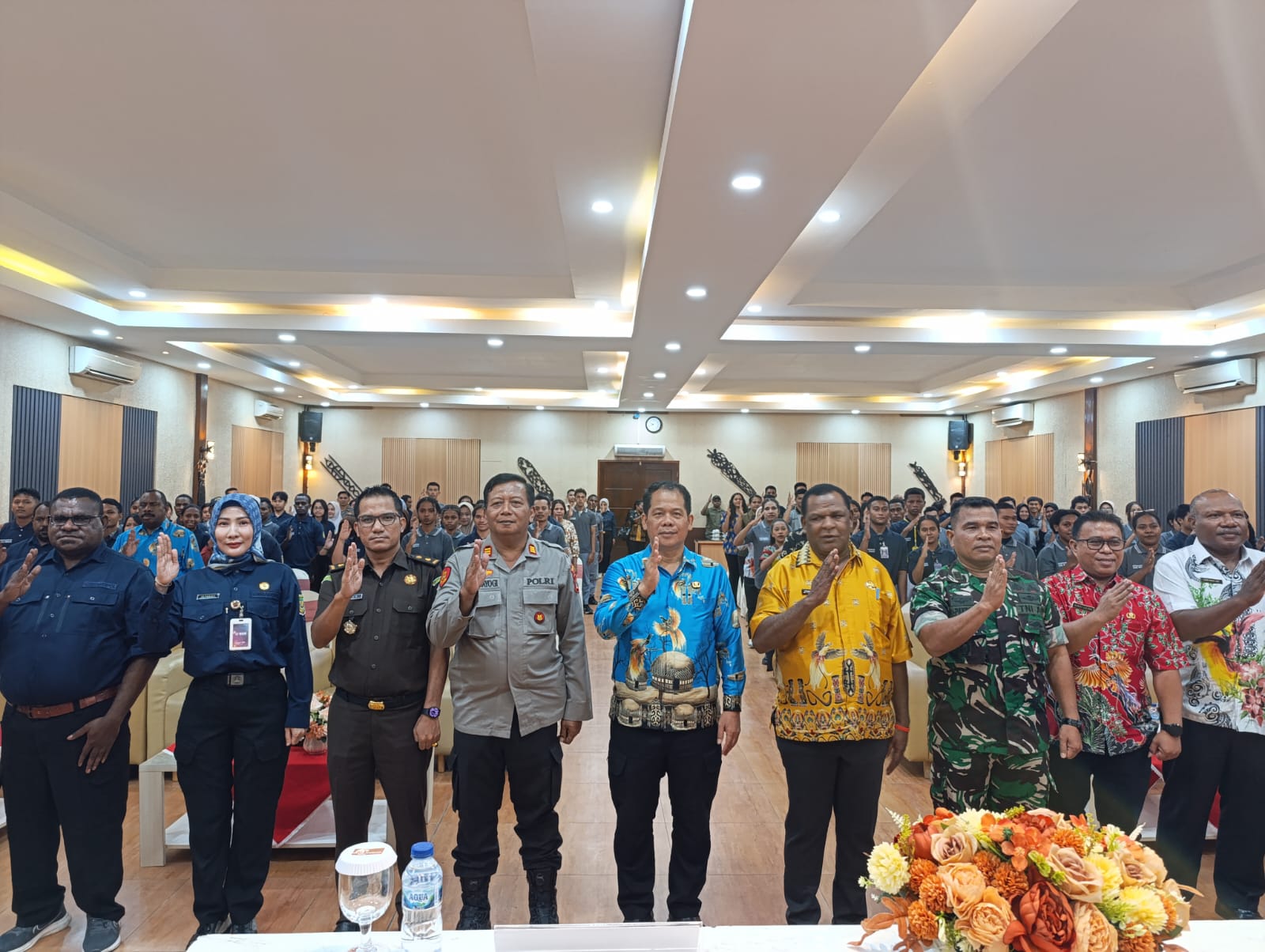 Kesbangpol Mimika Sosialisasikan Empat Konsensus Kebangsaan Kepada Pelajar
