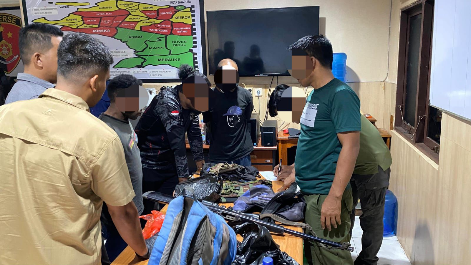 Satgas ODC Bongkar Jaringan Pembelian Senjata untuk KKB di Papua, 5 Orang Jadi Tersangka