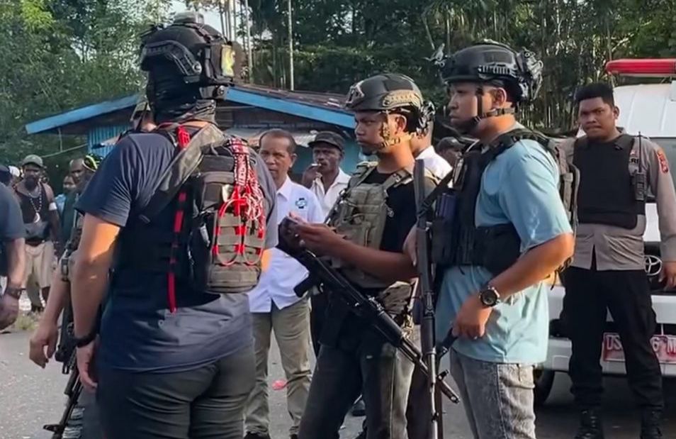 Bentrok Kembali Pecah di Kwamki Narama, Satu Tewas dan 10 Orang Terluka