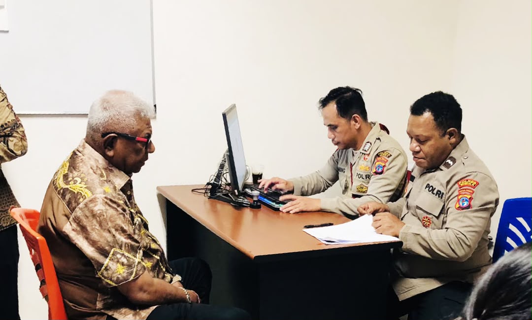 Merasa Disudutkan Berita Media Siber, Bupati Mimika Laporkan Redaksi dan Narasumber ke Polisi