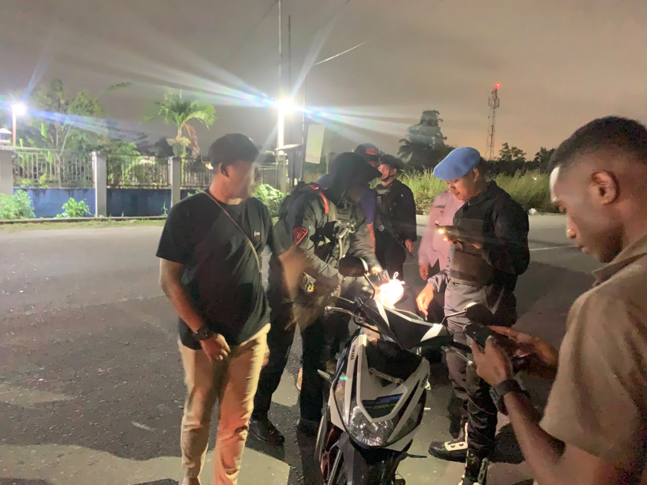 ​Operasi Sikat Noken di Mimika: Polisi Sita Sabu, Tembakau Sintetis, dan Senjata Tajam