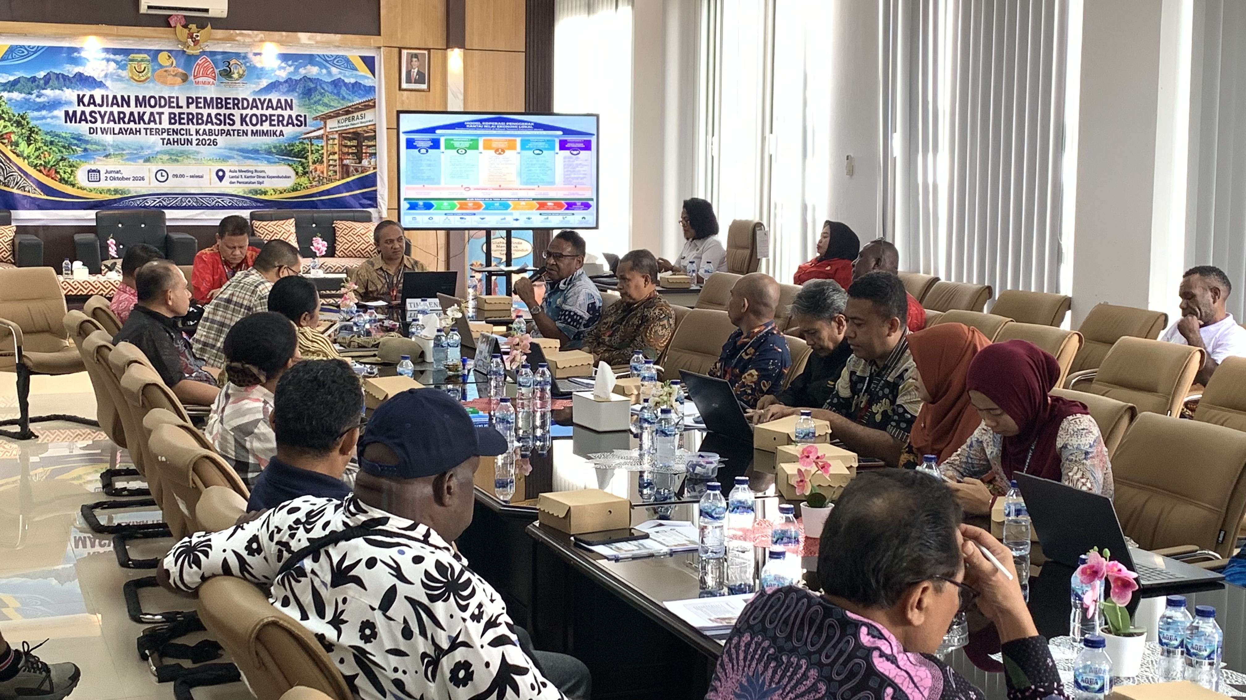 Mengurai Hambatan Ekonomi Pegunungan dan Pesisir Mimika: Model Koperasi Rantai Nilai Disiapkan untuk Wilayah Terpencil