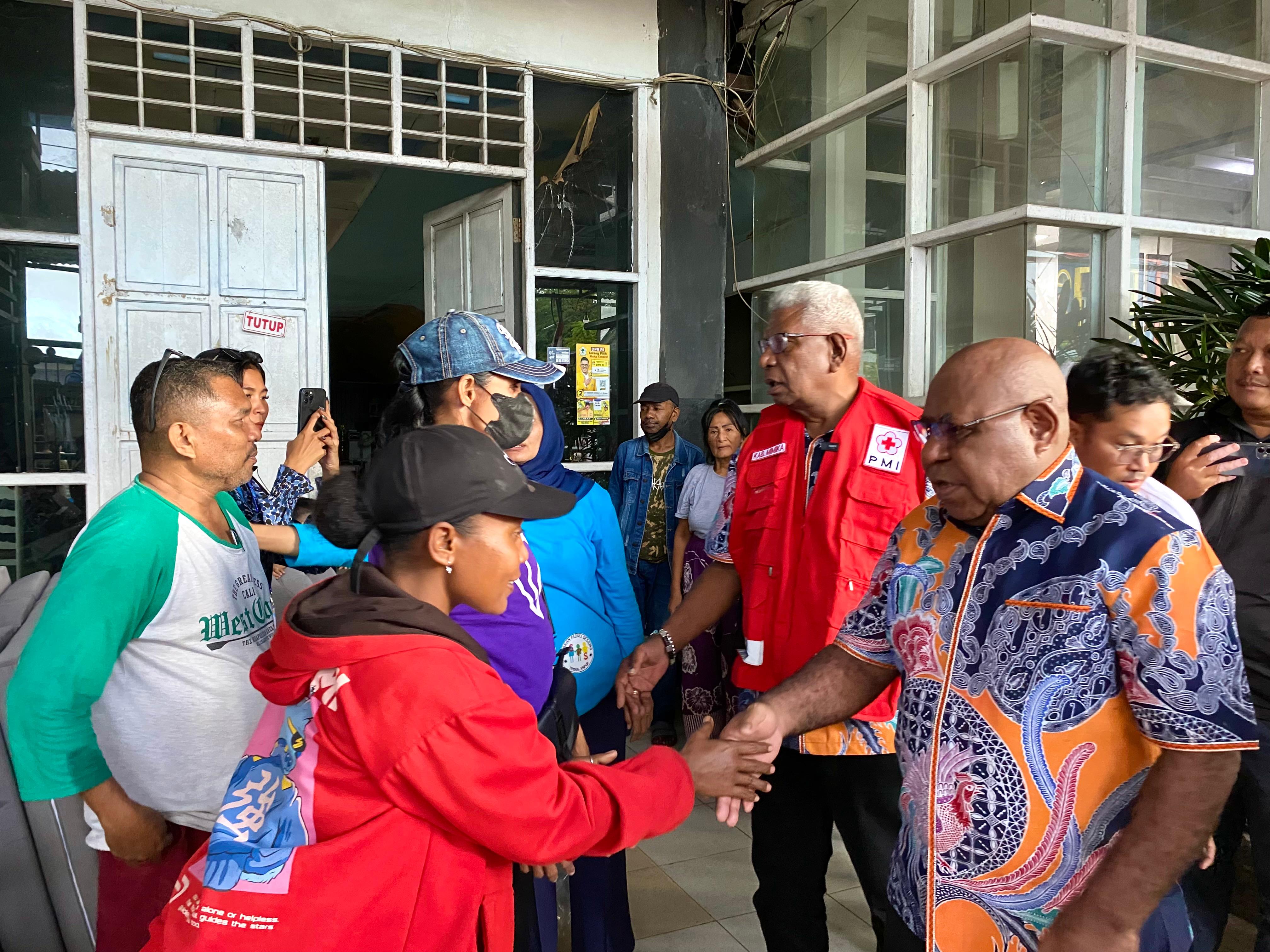 Pemilik dan Penghuni Rumah Yang Terbakar Apresiasi Gercap Dari PMI