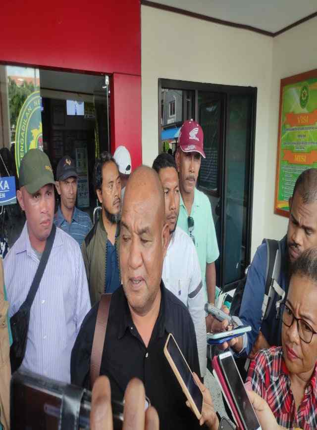 KUASA HUKUM JR MINTA HAKIM KABULKAN PERMOHONAN PRAPERADILAN, LANTARAN KEJATI PAPUA TIDAK DAPAT MEMBUKTIKAN DALILNYA