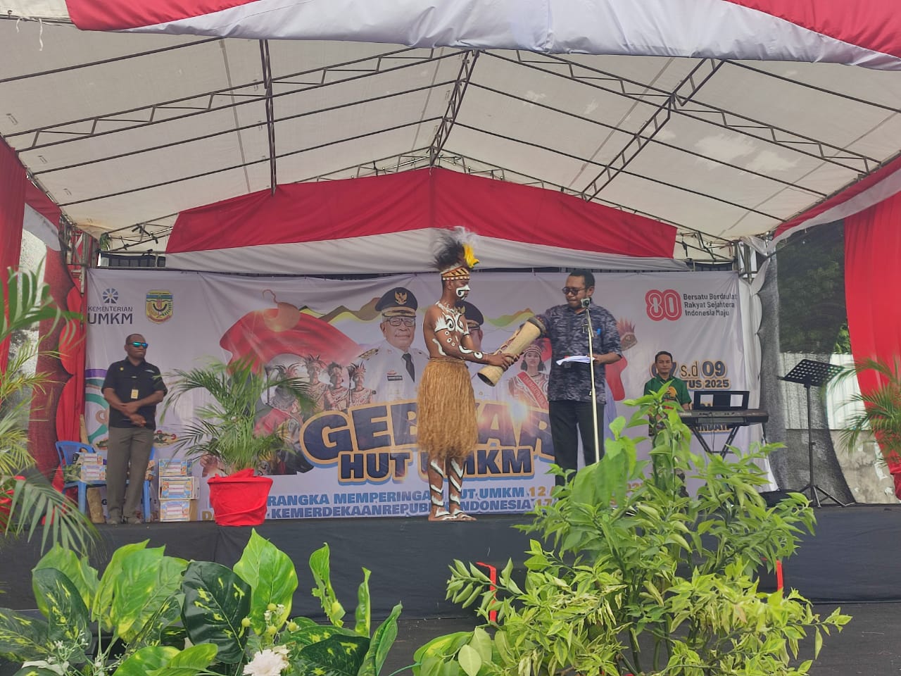 Pemkab Mimika Gelar Gebyar HUT UMKM ke-10 dan Sambut HUT RI ke-80