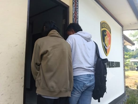 Satgas Damai Cartenz Tangkap Terduga Perantara Senjata Api Jaringan KKB di Sarmi