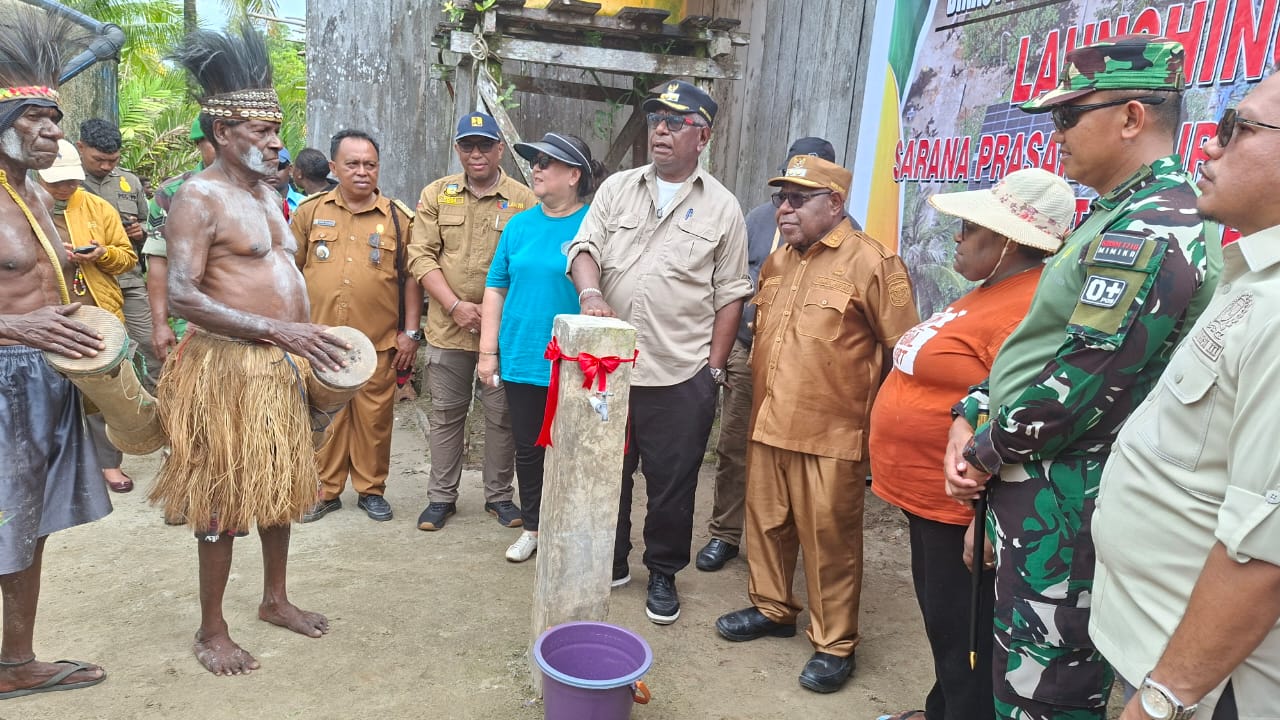 213 Warga Amar Sudah Bisa Nimkati Air Bersih