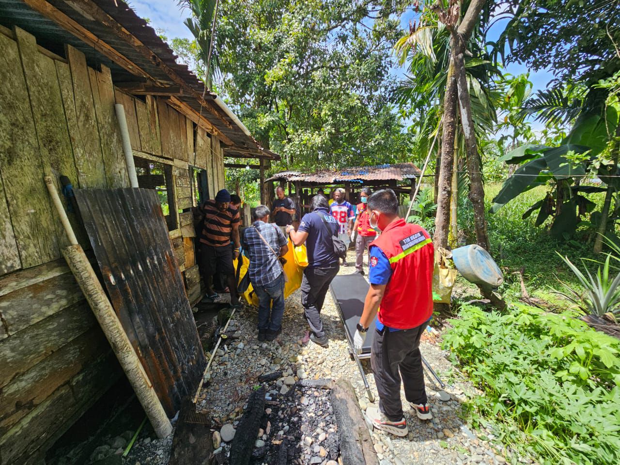 Polsek Kuala Kencana Olah TKP Penemuan Mayat di Sp3 Timika