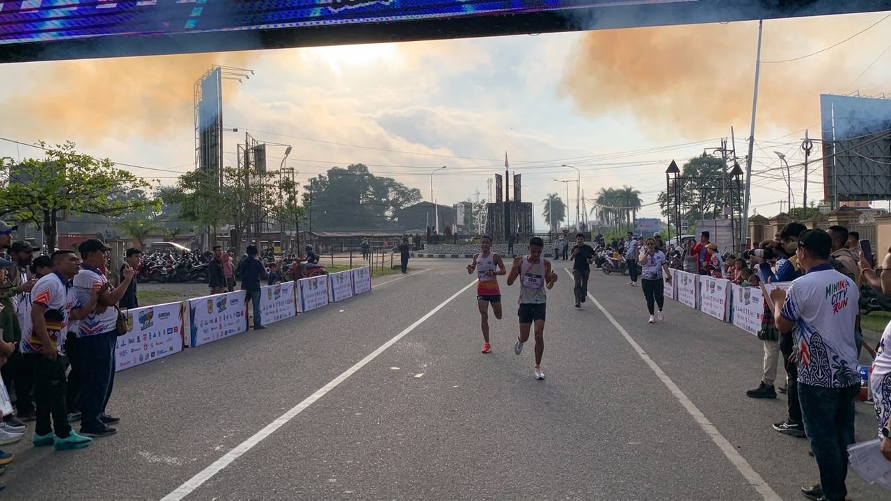 Mimika City Run, Pelari Pertama Catatkan Waktu 33 Menit 27 Detik