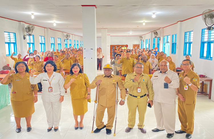 Bkpsdm Mimika Gelar Ujian Dinas Dan Penyesuaian Ijazah