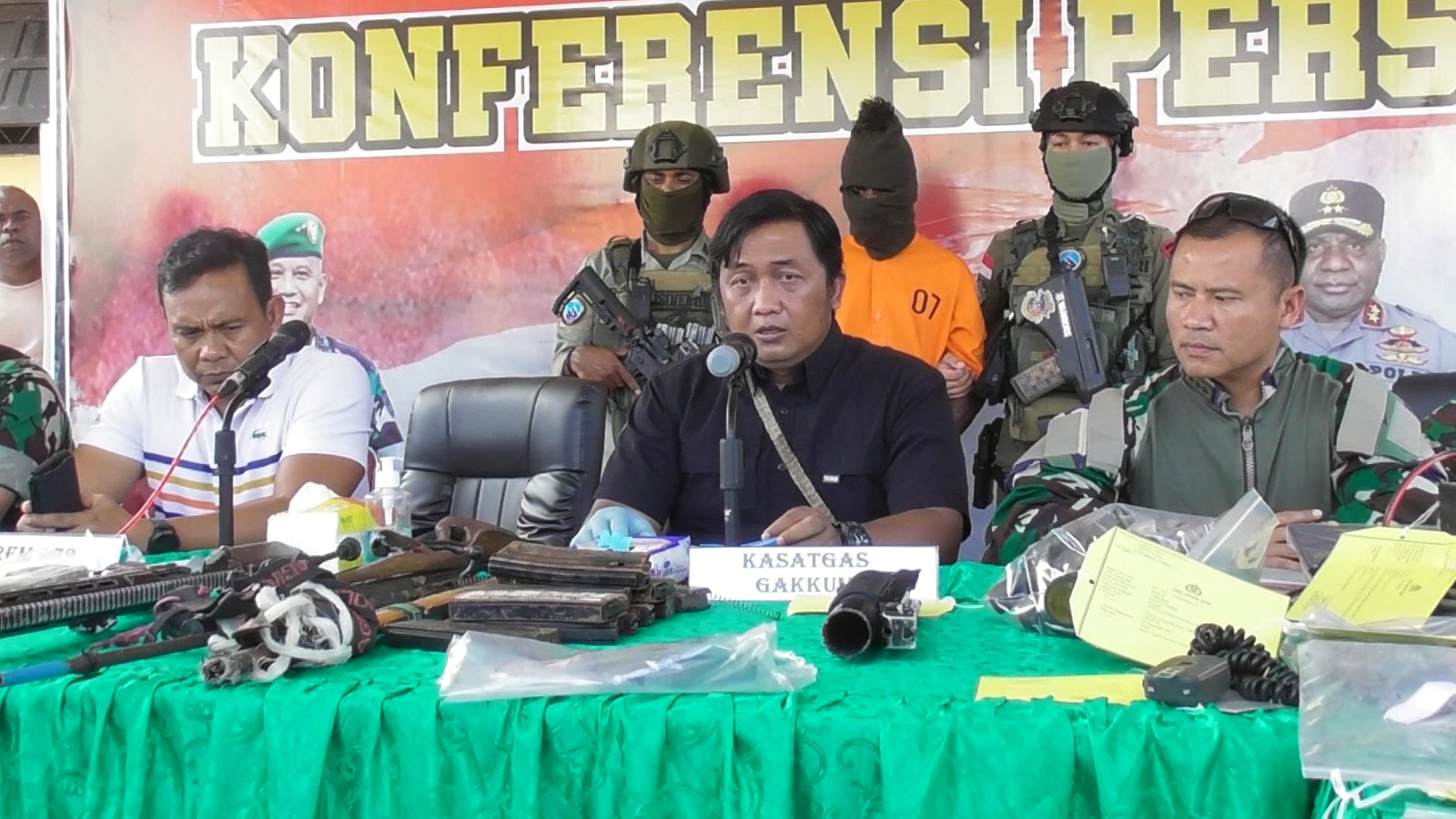 Tni-polri Kuasai Markas Kkb Nduga, Komitmen Terus Jalankan Operasi Pembebasan Dengan Prioritas Utama Keselamatan Pilot