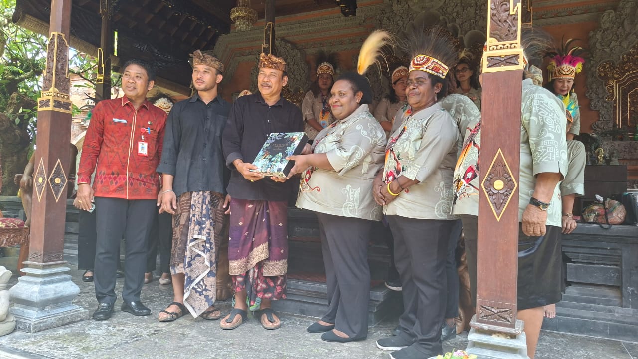 Dekranasda Mimika Gelar  Study UMKM dan Penguatan Jejaring Antar Daerah