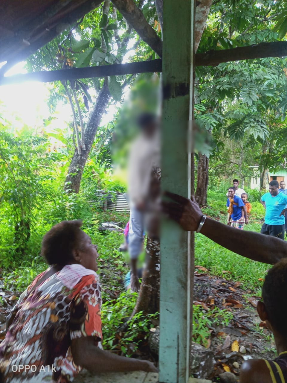Gabriel Tayaro Tewas Gantung Diri di Kampung Kaugapu, Dievakuasi ke RSUD