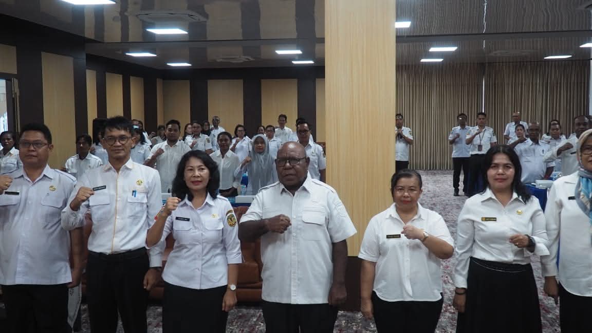 Wakil Bupati Mimika Membuka Sosialisasi Laporan Dana Otsus dan DTI untuk Pembangunan Berkelanjutan