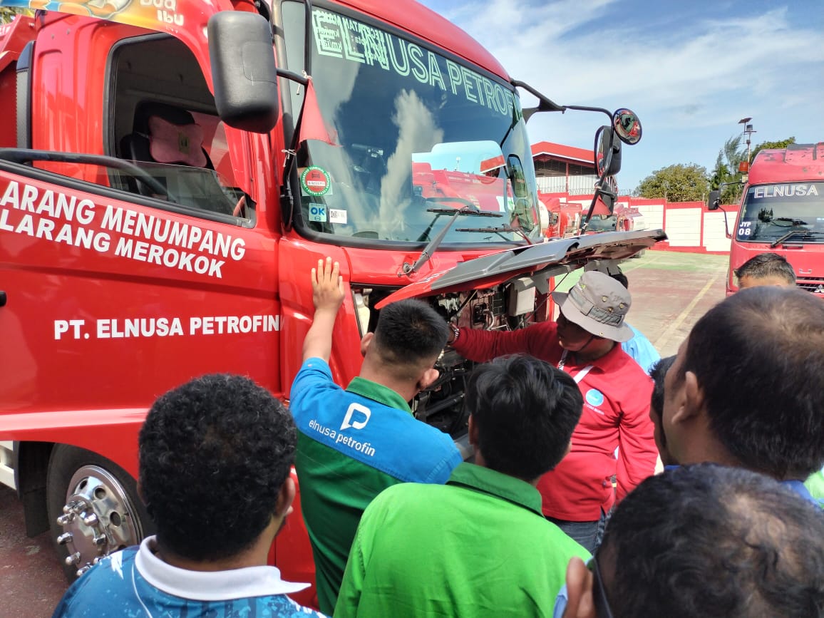 Garda Terdepan Distribusi Energi, Awak Mobil Tanki Pertamina Patra Niaga Papua dan Maluku Tingkatkan Kehandalan dan Kewaspadaan