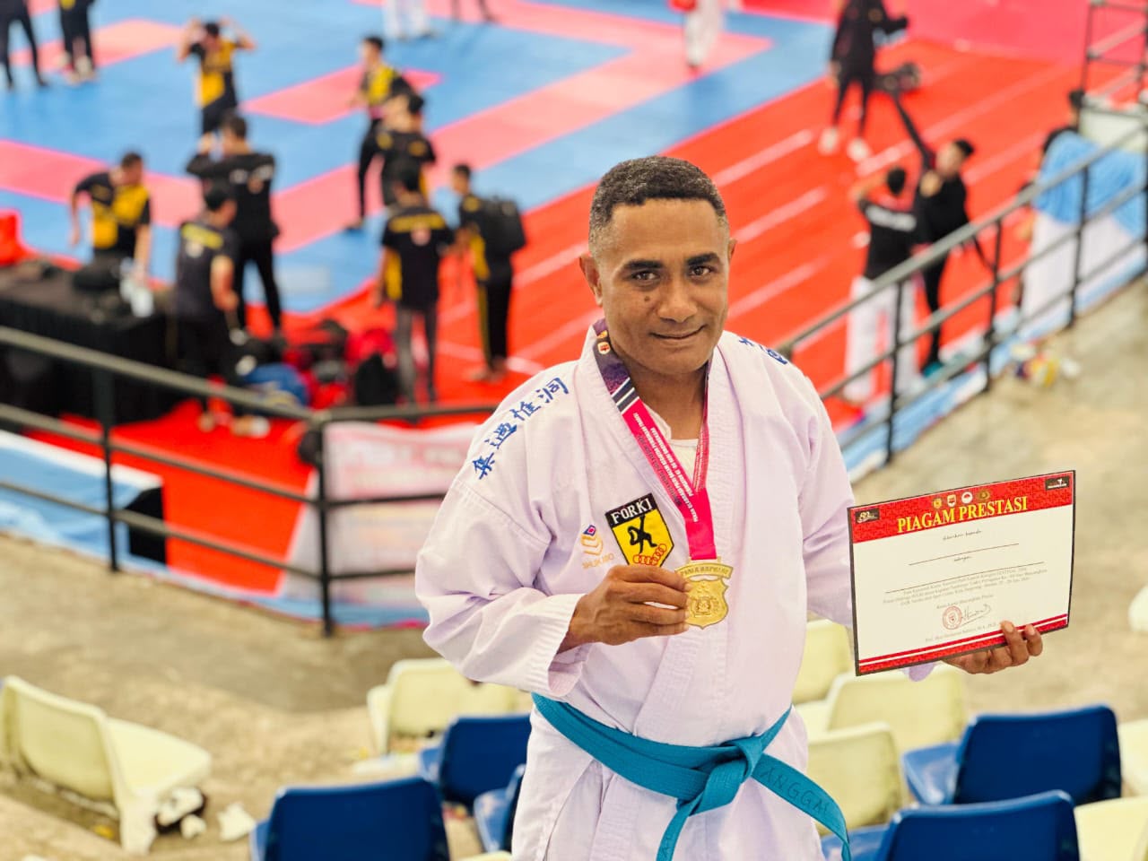 Personel Polres Mimika Sabet Emas di Kejuaraan Karate Kapolri Cup 2026