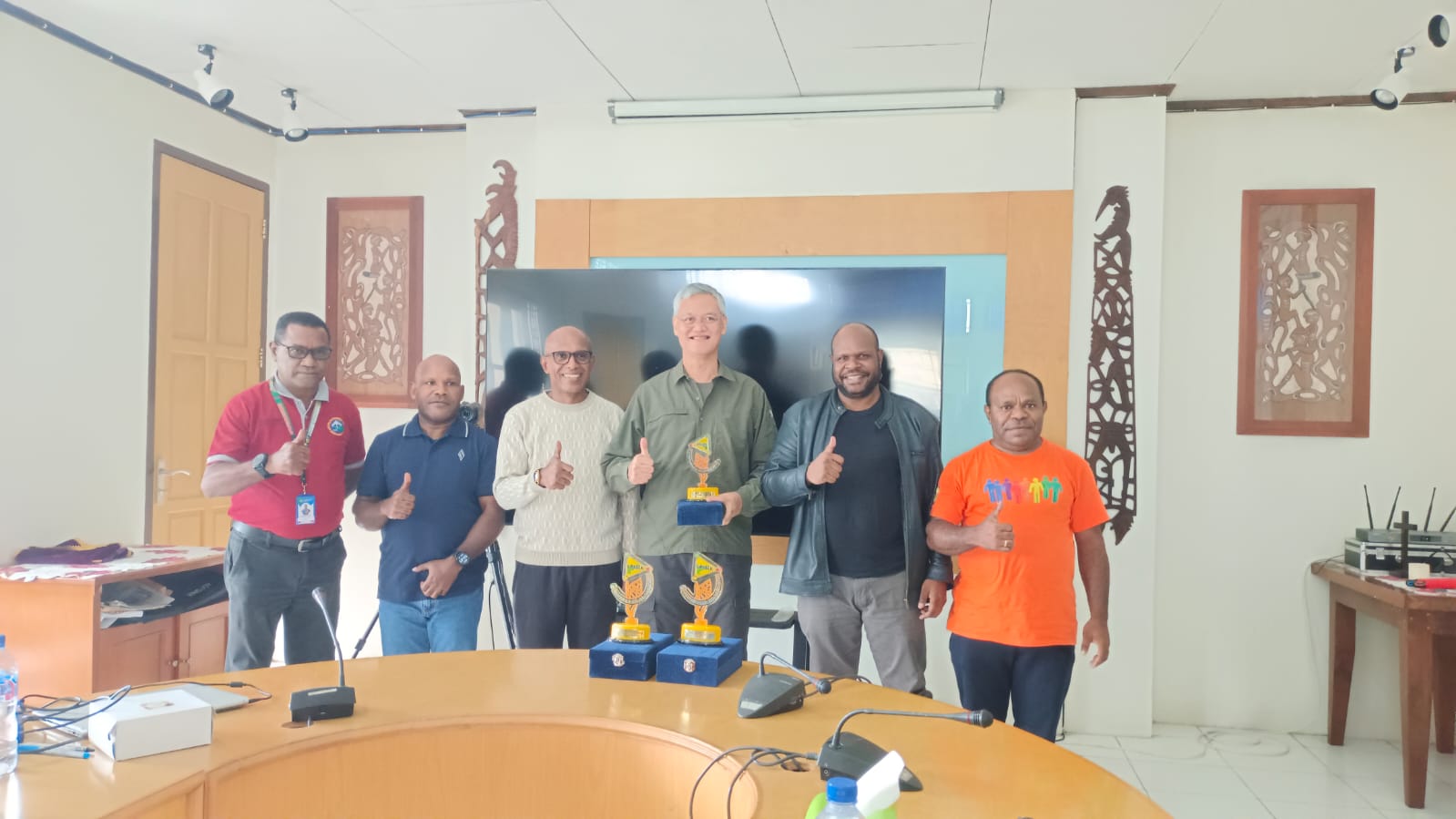 Terima Penghargaan CSR dan PDB Award 2025, Leonardus Tumuka: Capaian Ini Jadi Motivasi
