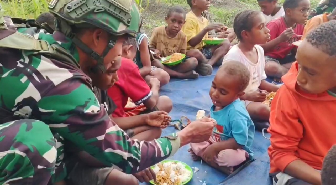 Tinjau Dapur SPPG BGN RI, Pangdam XVII/Cenderawasih Pastikan Kualitas dan Kebersihan Terjaga