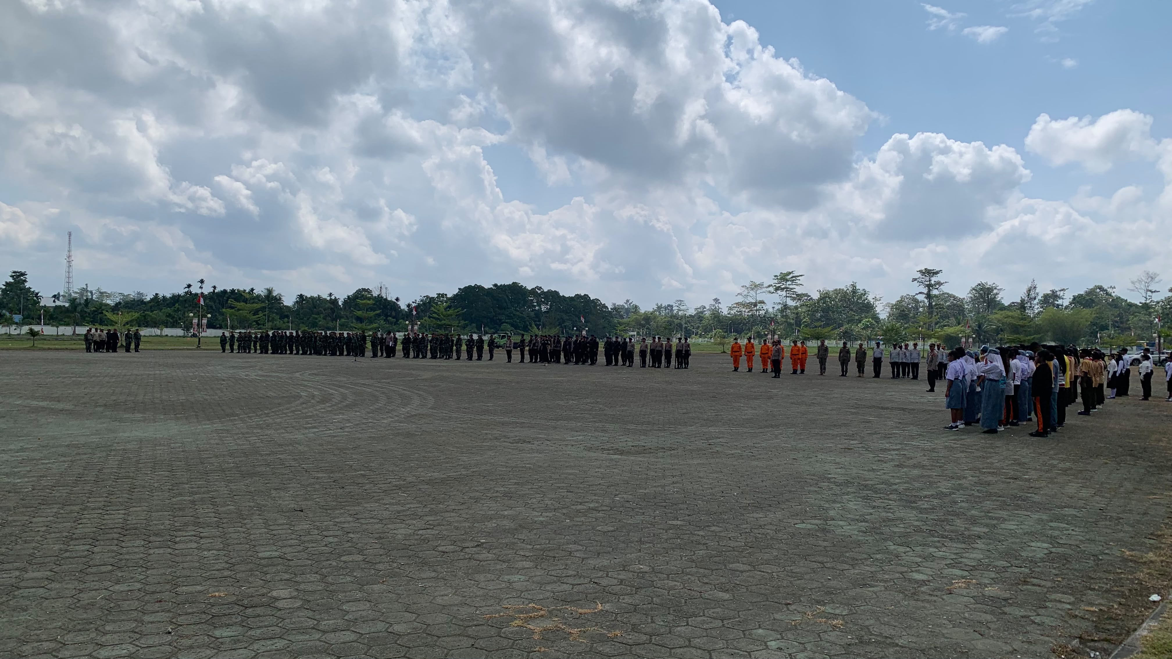 51 Calon Paskibraka Mimika Ikut Gladi Kotor Menjelang HUT Ke-81 RI