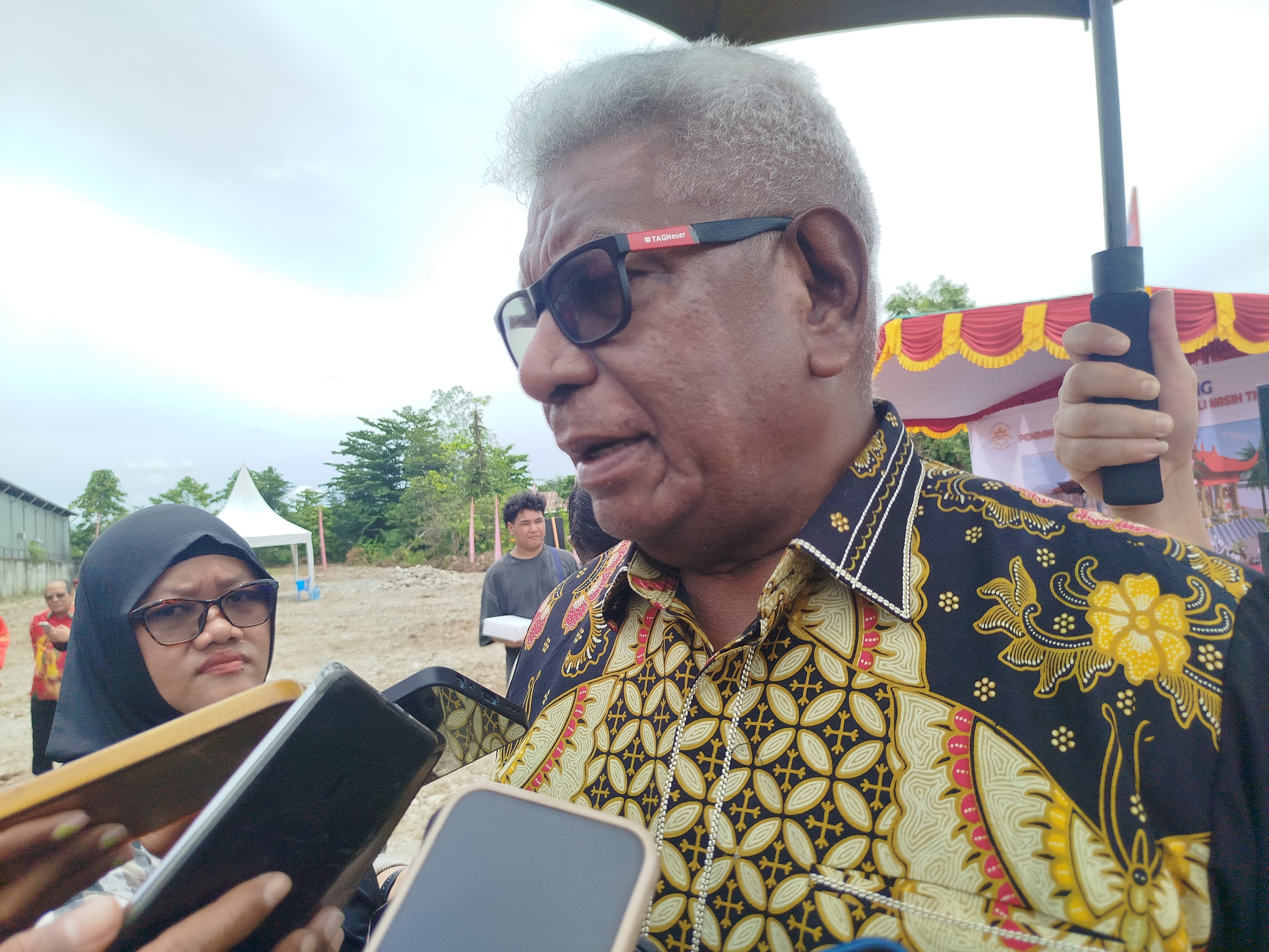 Bupati Mimika Pastikan Alat Berat Segera Dikeluarkan Dari Kapiraya