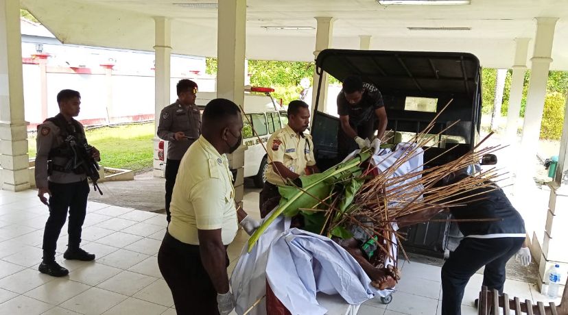 Bentrok Kwamki Narama Pecah, Seorang Warga Tewas Dihujani Anak Panah