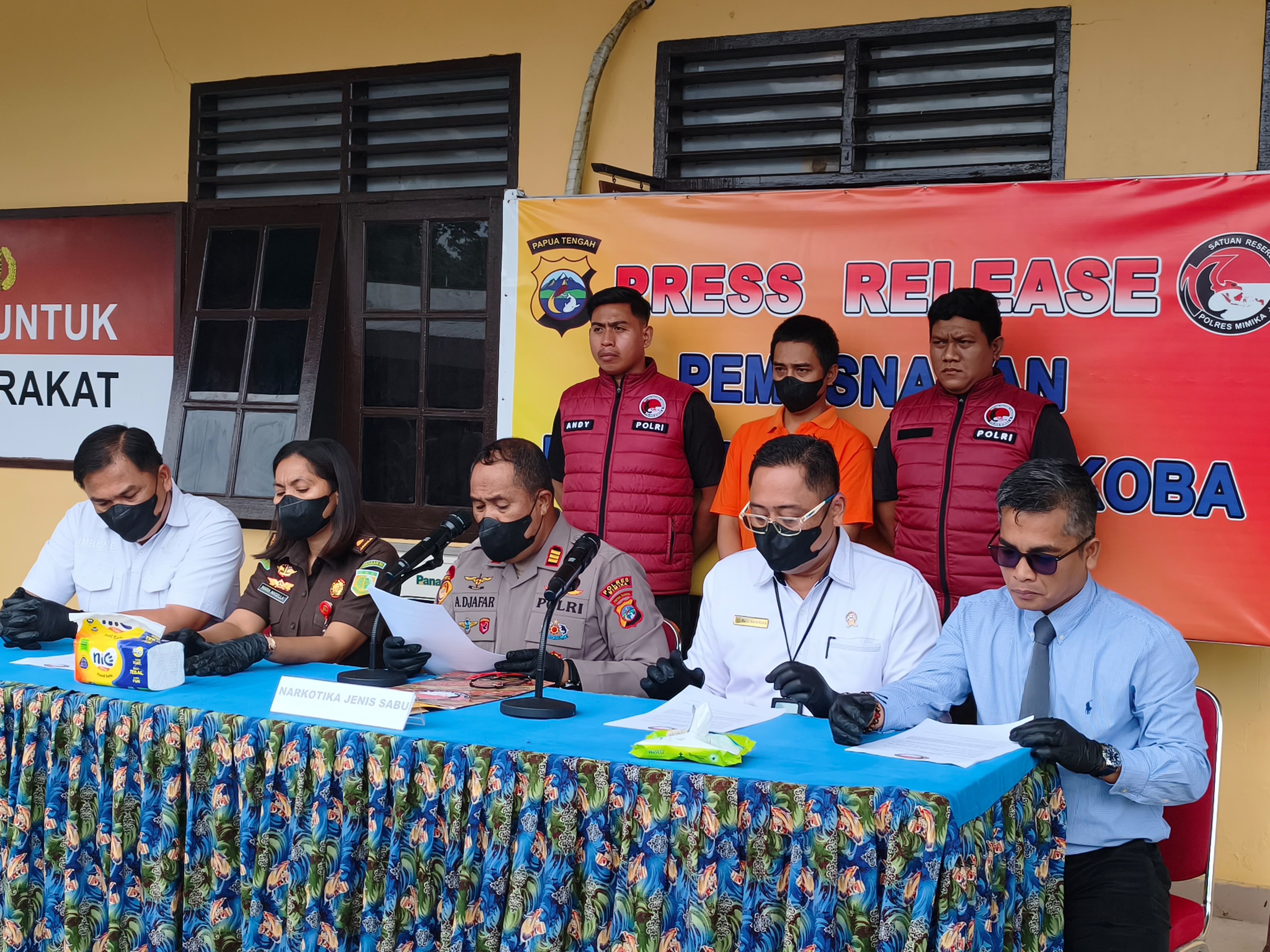 Polres Mimika Musnahkan Sabu senilai Rp74 Juta